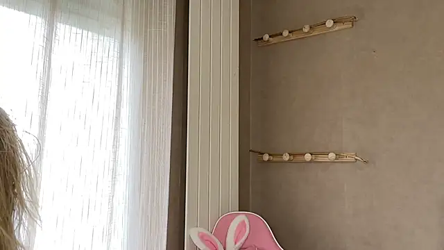 lucie mehott online show from 11.15.25