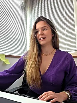 lucie mehott online show from 02.17.26