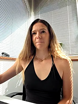 lucie mehott online show from 05.22.26