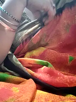 Snapshot of Januhot18 chatting on 01.07.25 Januhot18 online show from 01.07.25