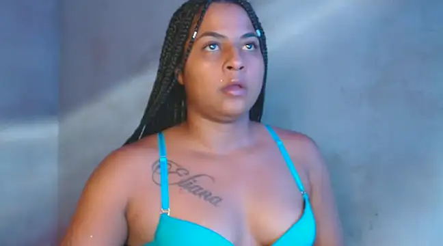 Snapshot of Giselabrunette25 chatting on 01.08.25 Giselabrunette25 online show from 01.08.25