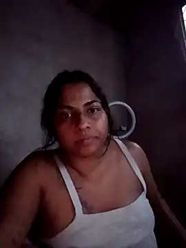 Snapshot of Giselabrunette25 chatting on 09.09.25 Giselabrunette25 online show from 09.09.25