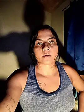 Snapshot of Giselabrunette25 chatting on 09.18.25 Giselabrunette25 online show from 09.18.25