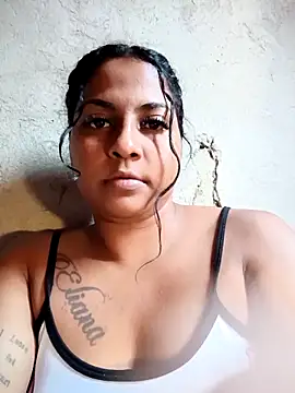 Snapshot of Giselabrunette25 chatting on 10.12.25 Giselabrunette25 online show from 10.12.25