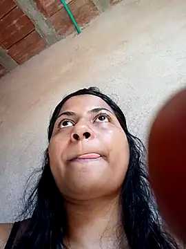 Snapshot of Giselabrunette25 chatting on 10.24.25 Giselabrunette25 online show from 10.24.25