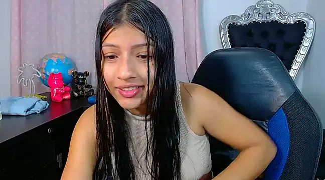 Snapshot of _baby_4u chatting on 12.28.24 baby 4u online show from 12.28.24