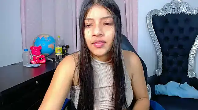 Snapshot of _baby_4u chatting on 01.11.25 baby 4u online show from 01.11.25