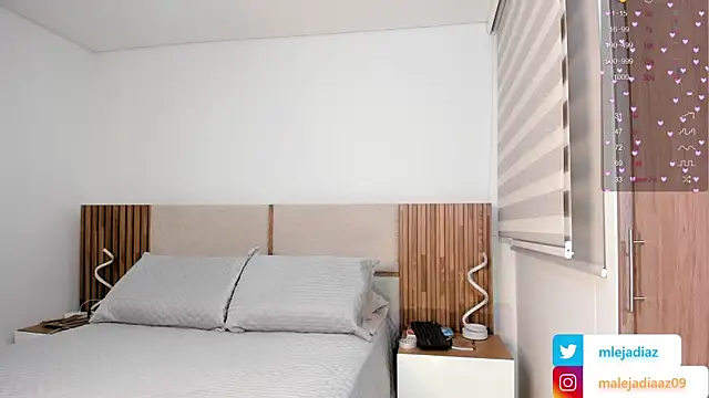 MalejaDiaz  online show from 09.29.25