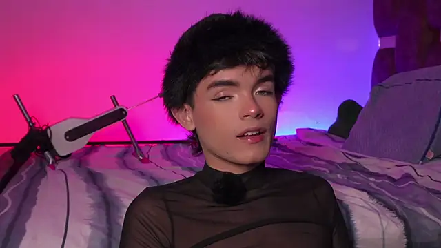 Angelo 018 online show from 10.24.25