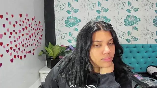 LindaBreeS online show from 02.01.25