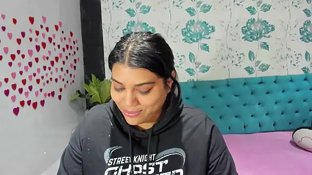 LindaBreeS online show from 02.01.25