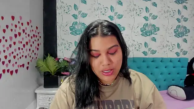 LindaBreeS online show from 02.06.25