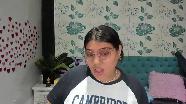 LindaBreeS online show from 02.27.25