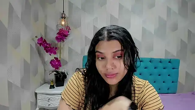 LindaBreeS online show from 10.11.25