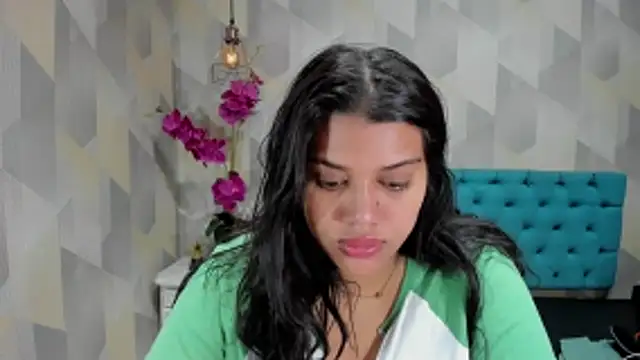 LindaBreeS online show from 10.24.25