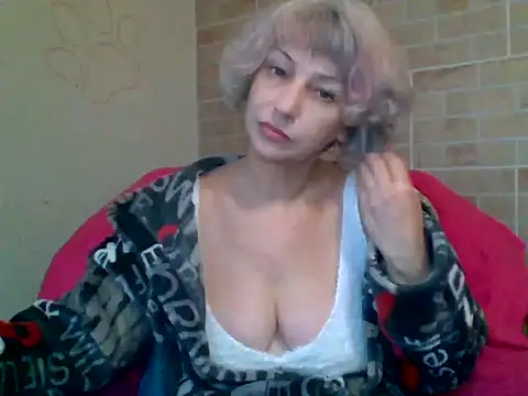 Lorie Carrie online show from 12.04.24