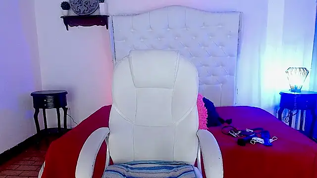elena detroya online show from 12.05.24