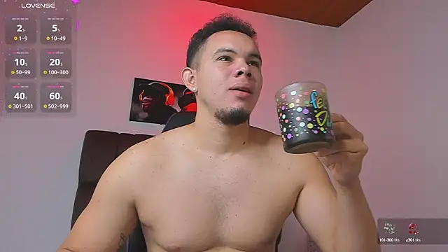 Snapshot of jhotta_fox chatting on 09.11.25 jhotta fox online show from 09.11.25