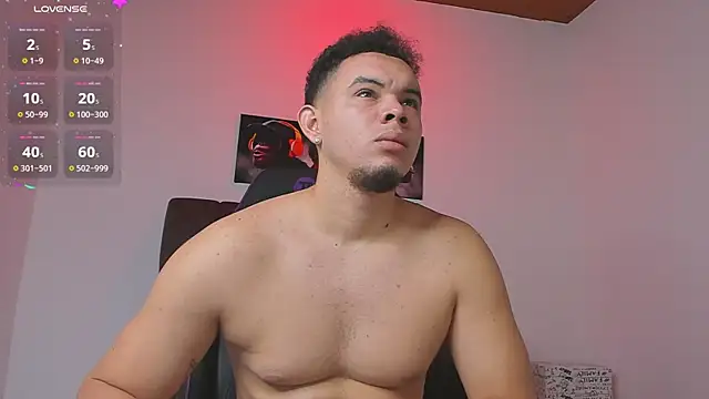 Snapshot of jhotta_fox chatting on 09.19.25 jhotta fox online show from 09.19.25