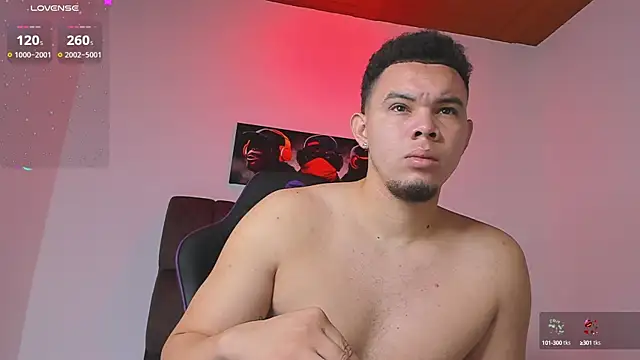 Snapshot of jhotta_fox chatting on 09.21.25 jhotta fox online show from 09.21.25