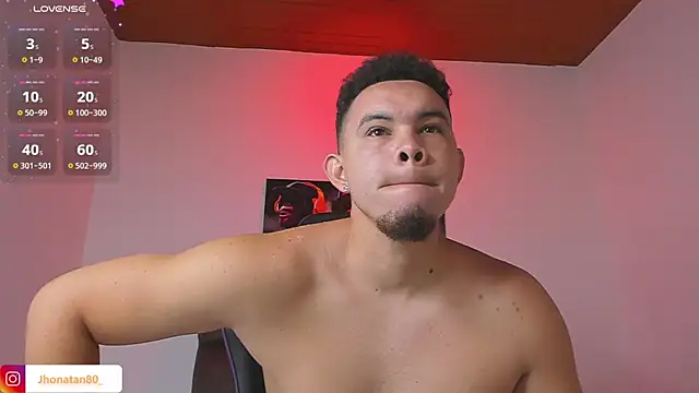 Snapshot of jhotta_fox chatting on 10.05.25 jhotta fox online show from 10.05.25