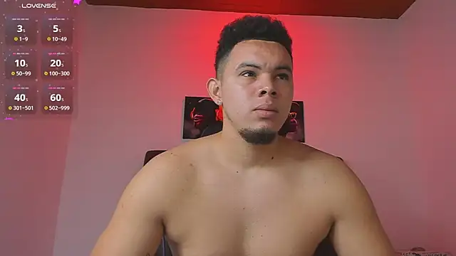 Snapshot of jhotta_fox chatting on 10.25.25 jhotta fox online show from 10.25.25