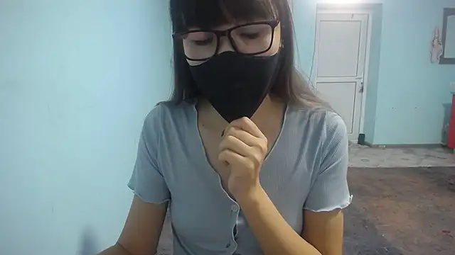 elllaaxx online show from 11.14.25