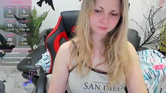 SmilingEmily  online show from 12.02.24
