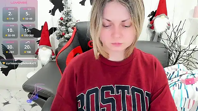 SmilingEmily  online show from 12.17.24