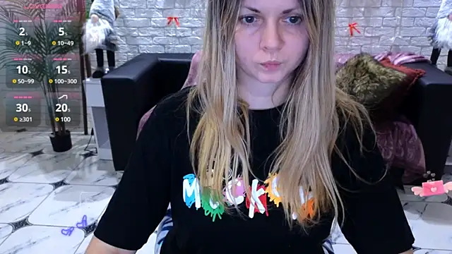 SmilingEmily  online show from 12.24.24