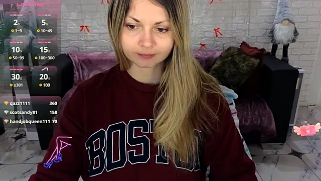 SmilingEmily  online show from 12.25.24