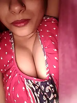 Snapshot of sexyindi_couple chatting on 02.07.25 sexyindi couple online show from 02.07.25