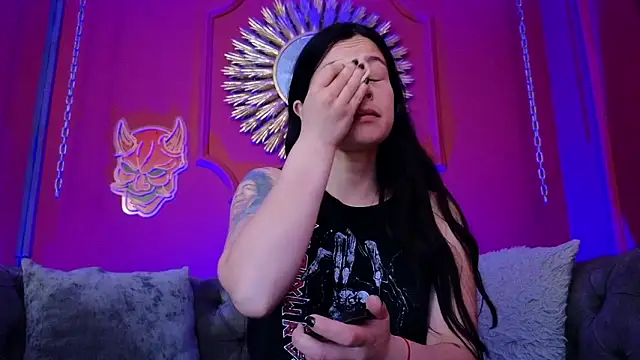 Julieta Russell online show from 03.24.26