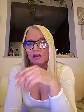 kikkastar online show from 02.14.25