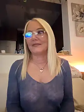 kikkastar online show from 02.20.25