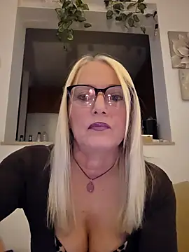 kikkastar online show from 03.16.25