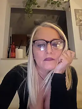 kikkastar online show from 03.21.25