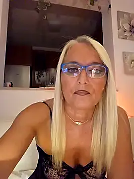 kikkastar online show from 09.11.25