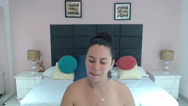 MadisonJenner online show from 01.09.25