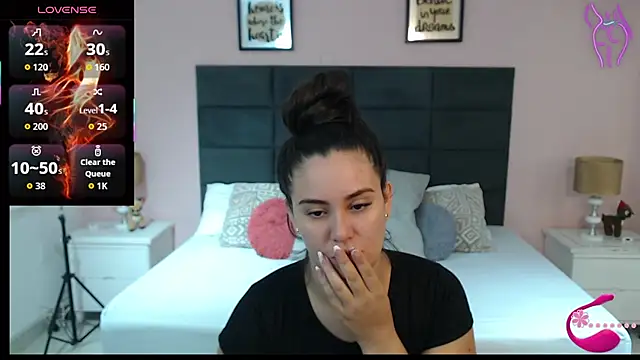 MadisonJenner online show from 09.11.25