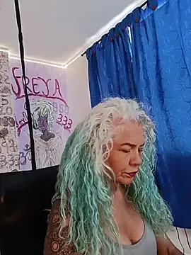 Snapshot of freyadevil333 chatting on 06.26.26 freyadevil333 online show from 06.26.26