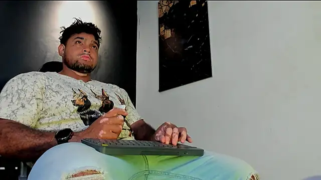 Big furry bear13 online show from 03.04.26