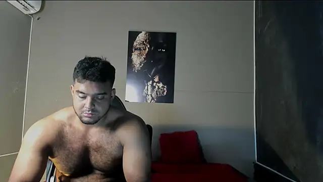 Big furry bear13 online show from 04.17.26