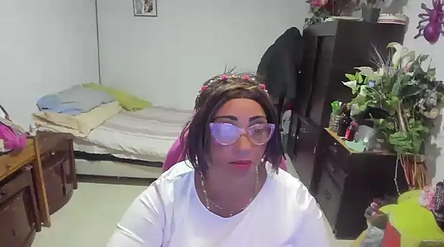 Mrs mommy  online show from 01.22.25