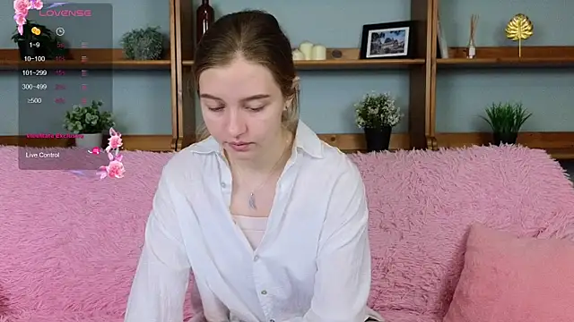 Snapshot of Ksuhesa chatting on 11.03.25 Ksuhesa online show from 11.03.25