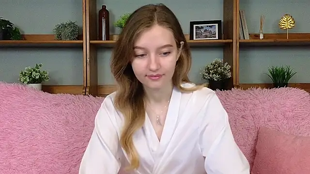 Ksuhesa online show from 11.18.25