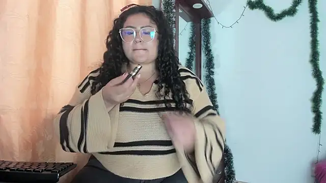 jessica hot 28 online show from 12.20.25