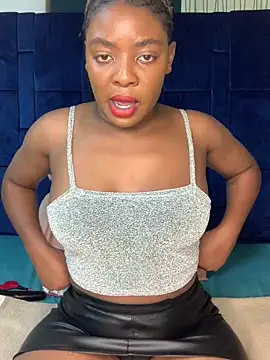 Snapshot of Ass-Queen chatting on 09.27.25 Ass-Queen online show from 09.27.25