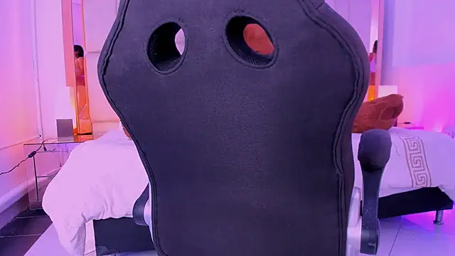 Snapshot of SheylaBakerr chatting on 01.11.25 SheylaBakerr online show from 01.11.25