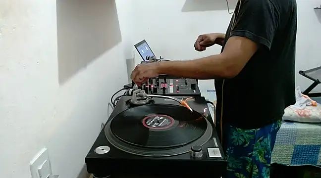 Snapshot of O_PanteraNegra_Camboy chatting on 02.09.25 O PanteraNegra Camboy online show from 02.09.25